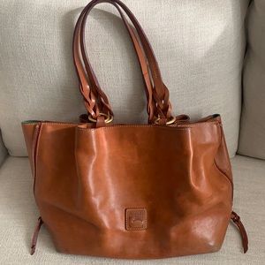 Dooney and Bourke large Barlow tote